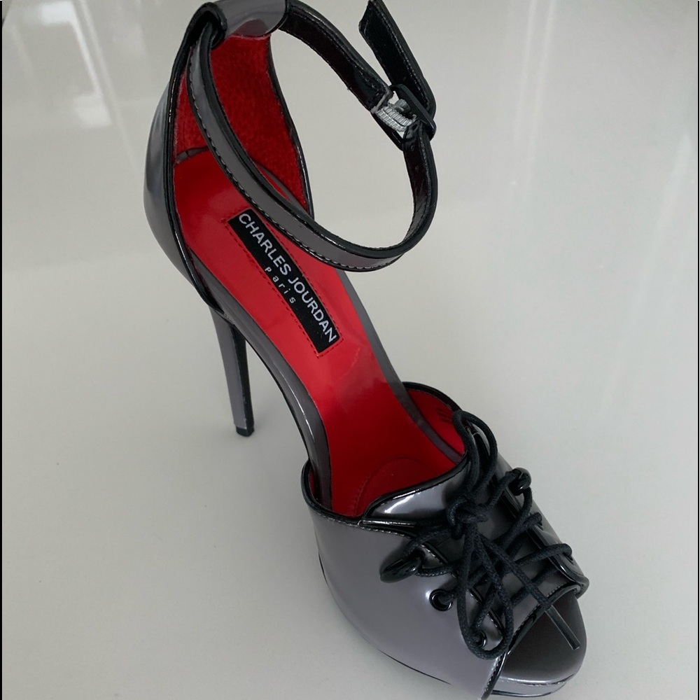 Brand NEW Charles Jourdan Shoes without BOX